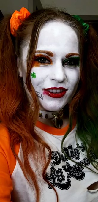 Happy St. Patrick's Day! 🍀
Harley O'Quinn goodies are on my ePlay and 0nlyFiends for you to have a festive