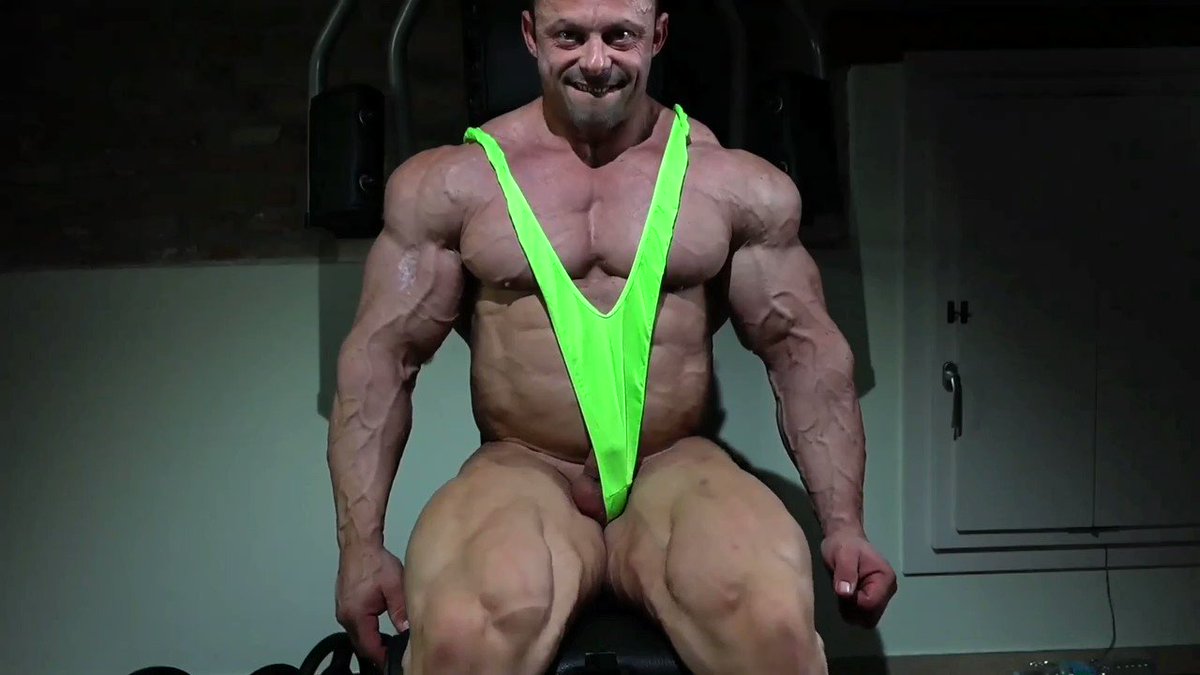 @topmalestrippers video Tweet