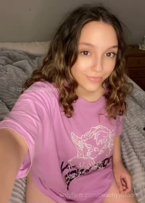 Who wants me?🫶🏻 https://t.co/FgElDqkh8N