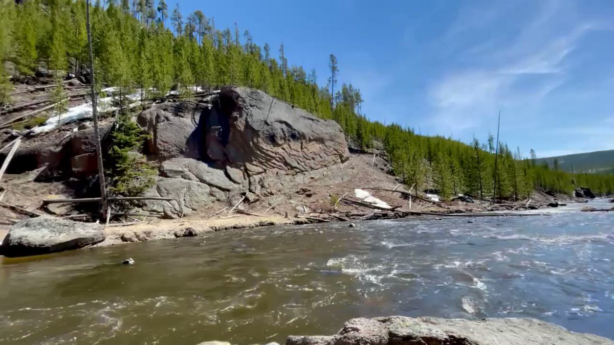 _out_door_ on Twitter "A lesser seen view of Yellowstone National Park
