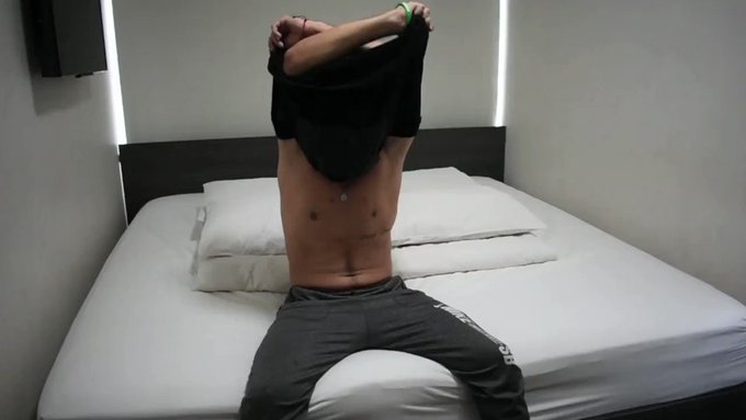 New Onlyfans Video of our New Twink Strippers. They have Hot Asses, Hot Dicks and they're Eating Cum