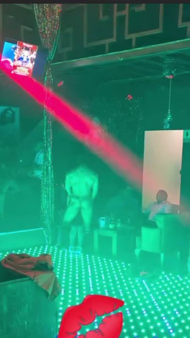 TRAVIESOS! #LaMalqueridaDeOro ???? Sus strippers nos hacen suspirar ? Vie y Sáb?Carretera Fed Mex-Pue
