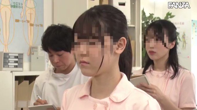 「えっ！？コレが実習？」エステ専門学校に入学したら男はボク… https://t.co/f6Ts3YLWy8
