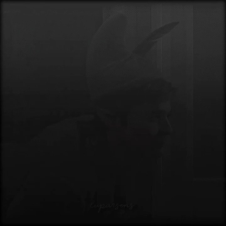 Happy birthday jim parsons <33 