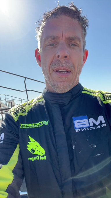 Amazing weather today. @bad_dragon https://t.co/GoX5PWpiZH<a class="tags" href="/tag/bad_dragon">@bad_dragon</a>