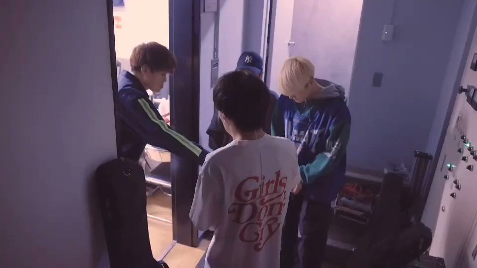 LIVEで聴くオーバーテイカーがめちゃくちゃカッコよくて、もっと聴きたかったー❕何回でも聴きたい❕
リリパ楽しかったな。BruteRocksのLIVEやっぱり楽しくてカッコいい❕久しぶりに聴けたフローライトも嬉しかったな、大好き✨なんかあっという間でもっと観たいと思ってしまった…また観に行きます❕ 