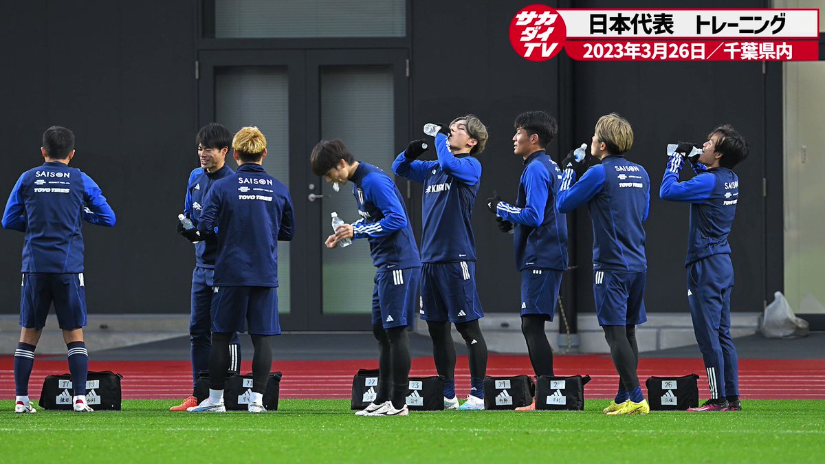 しかもラボーナで笑

このかわいさは再現できるかな。見たいな笑

#伊東純也 