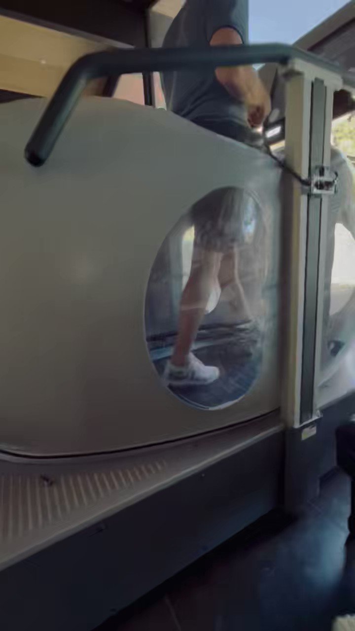 @JeremyRenners video Tweet