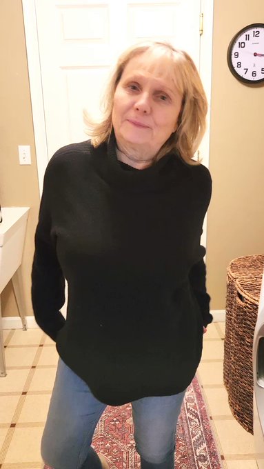 I am not your average grandmother LOL!  😊  Like and RT! 😊 #bootyflashing  #GILFjeans  #GILFass @MarieRocksxxx<a href="/tag/bootyflashing"class="tags"><span>#bootyflashing</span></a><a href="/tag/gilfjeans"class="tags"><span>#gilfjeans</span></a><a href="/tag/gilfass"class="tags"><span>#gilfass</span></a>