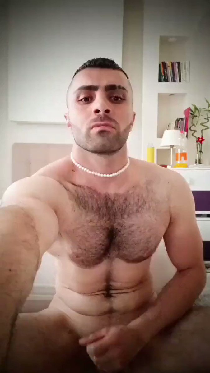 Kurt dövmeli adam twitter