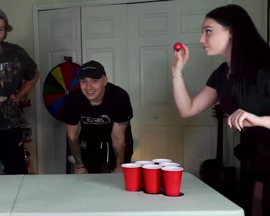 𝖑 𝖎 𝖛 𝖇 𝖊 𝖛 𝖆 𝖓 on Twitter: "another stream highlight video 🍻 watch ...