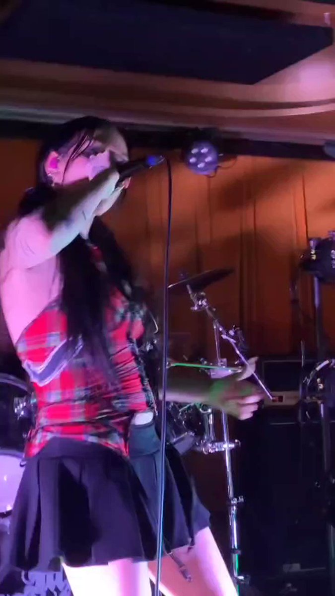 65 Maggie Lindemann M&G/194 Fletcher M&G on Twitter "RT