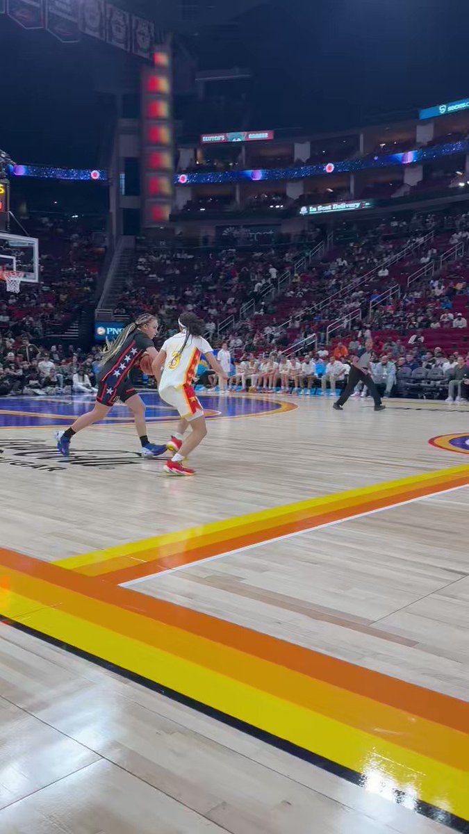 この子ドラフトしようぜ！
ラストネームもいい感じだし！ 