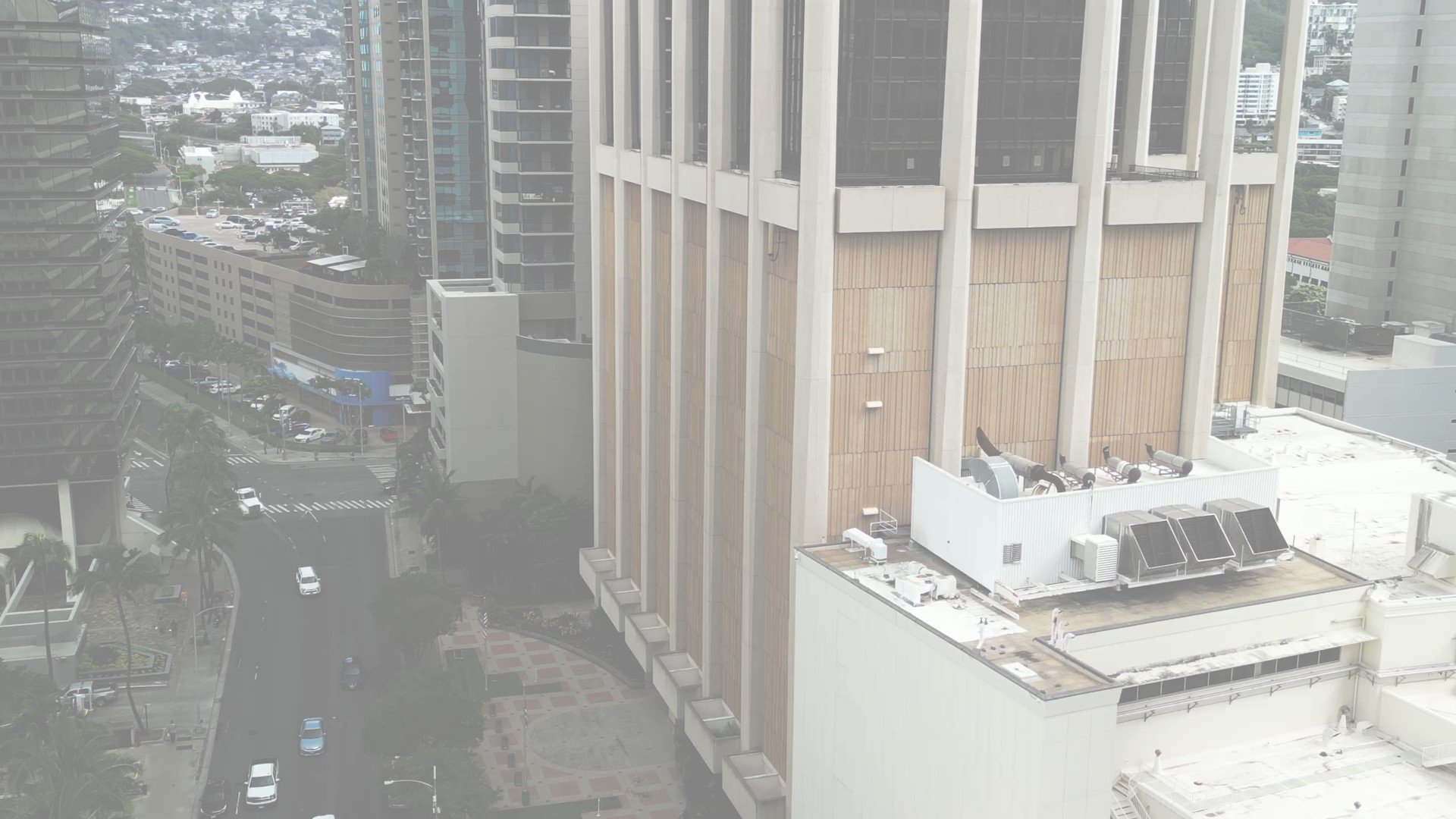 Hawaiian (HawaiianTel) / Twitter