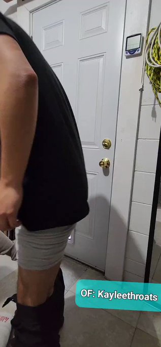 These big dick latino papis got me ???

#orlando #latina #slut #deepthroat #sloppy #daddysgirl #gay #bi