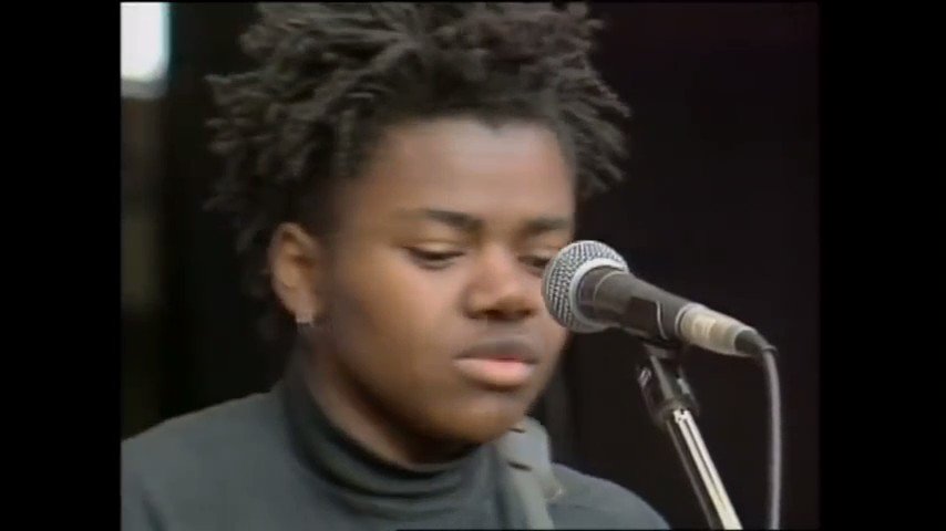 Happy Birthday to Tracy Chapman (59)
Talkin About A Revolution 