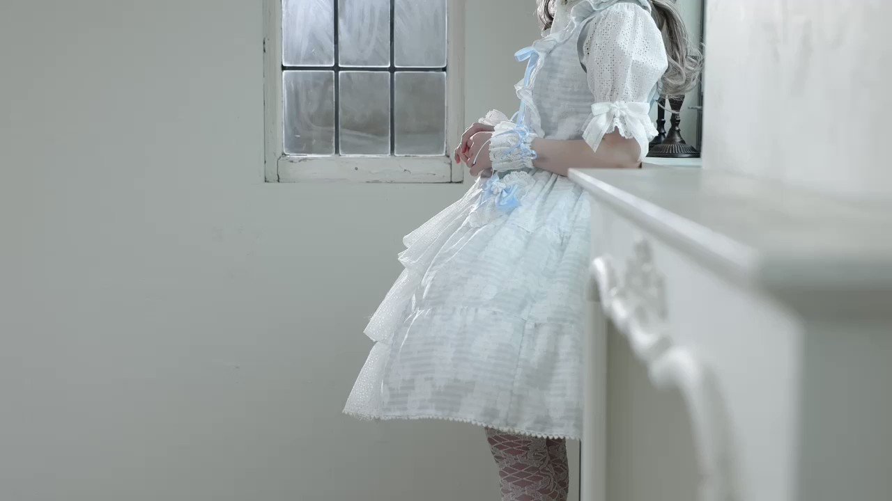 Fragrant Floral Menuetブラウス