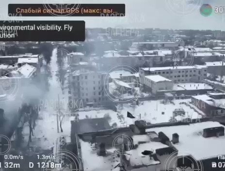 [分享] 瓦格納在巴哈姆特城市中間插了一面旗子