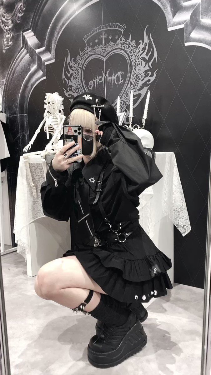 宅急便は割引特典対象! DimMoire クラッシュBIGフーディ 黒【新品未