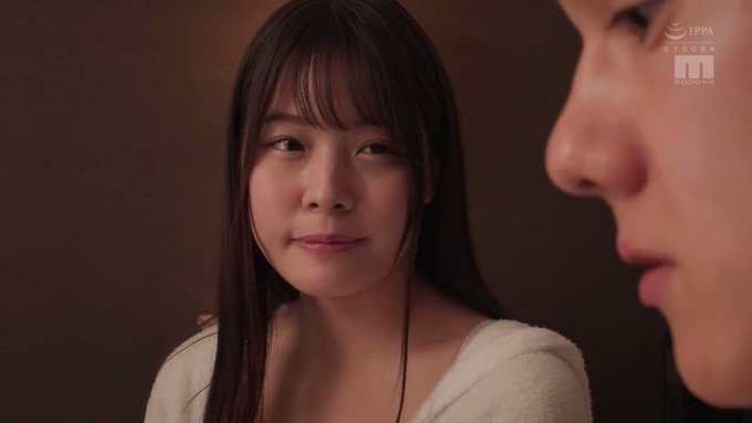 キスして欲しい…
バイト先の後輩がまさかのベロキス魔…我慢なんて出来なかった僕はカノジョの事を忘れてヤリまくった週末  
https://t.co/1BKtFzje5B
