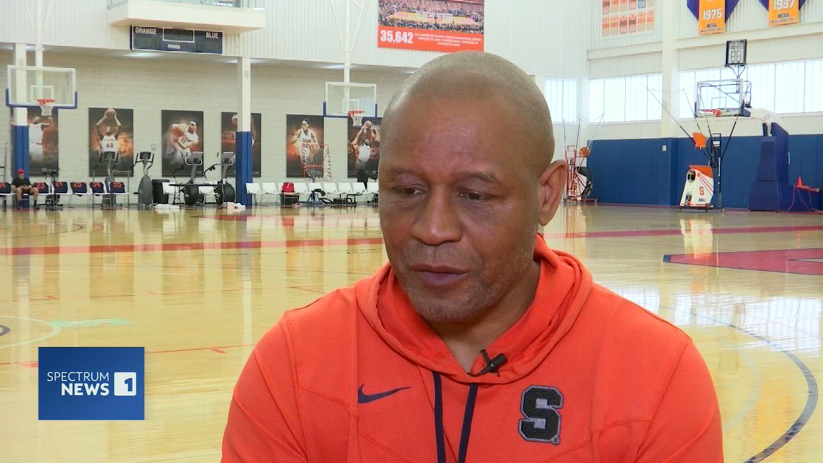 TONIGHT on @SPECNews1CNY:

I had a chance to go one on one with new Syracuse basketball head man @CoachRedAutry.

We talk about his first month in the role, what his vision is for @Cuse_MBB and more.

Here's a little snippet below https://t.co/C9zMylxeRy
