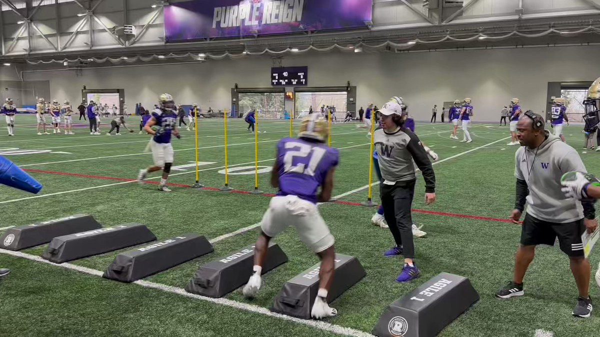 Chris Fetters on Twitter "The UW_Football RB at work. Dawgman247"