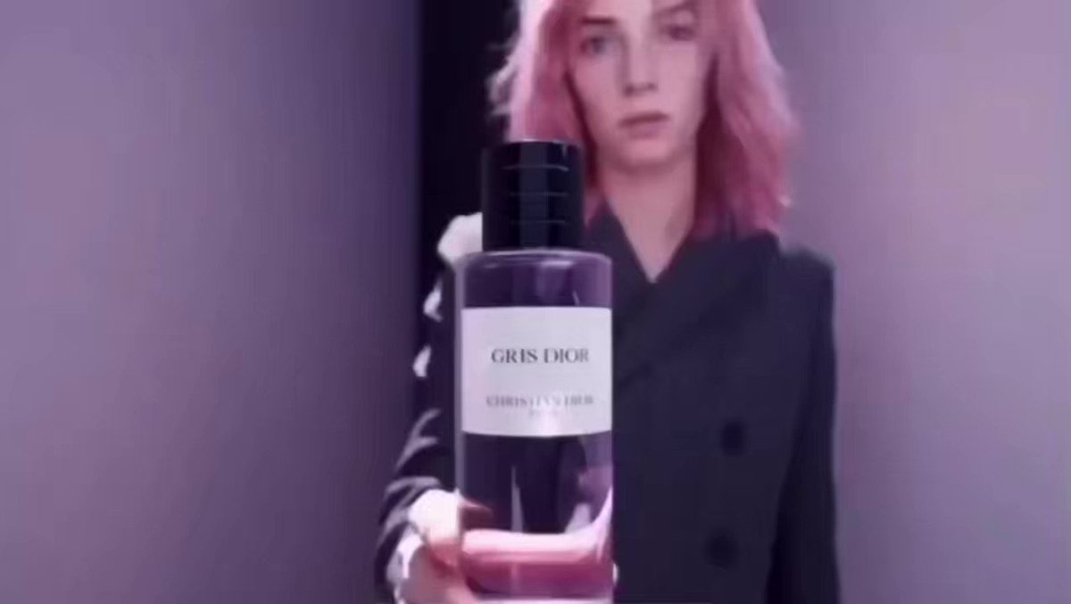 daily maya hawke on Twitter: "MAYA HAWKE FOR THE GRIS DIOR CAMPAIGN 💜🍇"