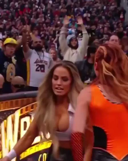 RT @TheCovalentTV: Trish Stratus at WrestleMania 39 https://t.co/UqYmyirRH9