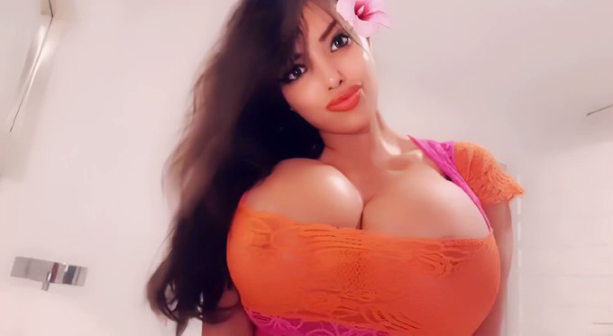 Join me on https://t.co/dk8H5lMzcD to dance with me! ?
if not, here is my IG: https://t.co/Cvl7afFsrV