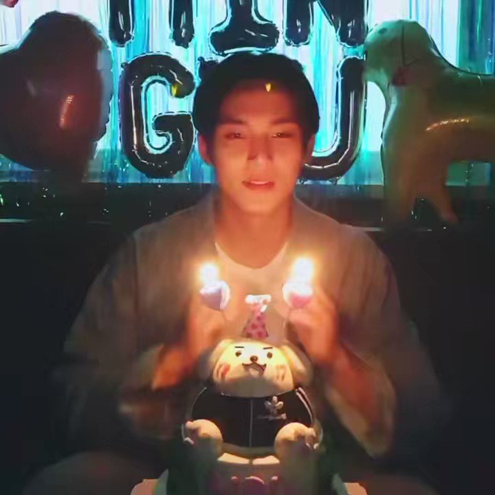 on-twitter-rt-hhupics-the-candle-wouldnt-go-out-happy-birthday