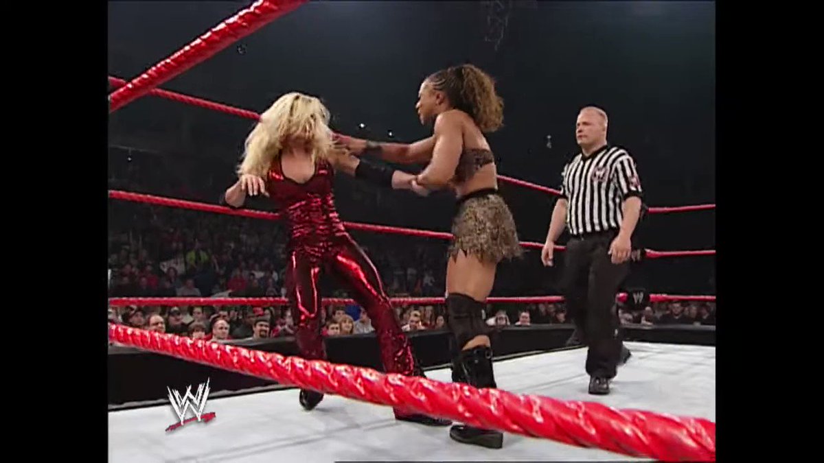 #OnThisDay Trish Stratus takes on Jazz to earn a hard-fought victory!
@trishstratuscom #WWE https://t.co/Kxzirgm0aE