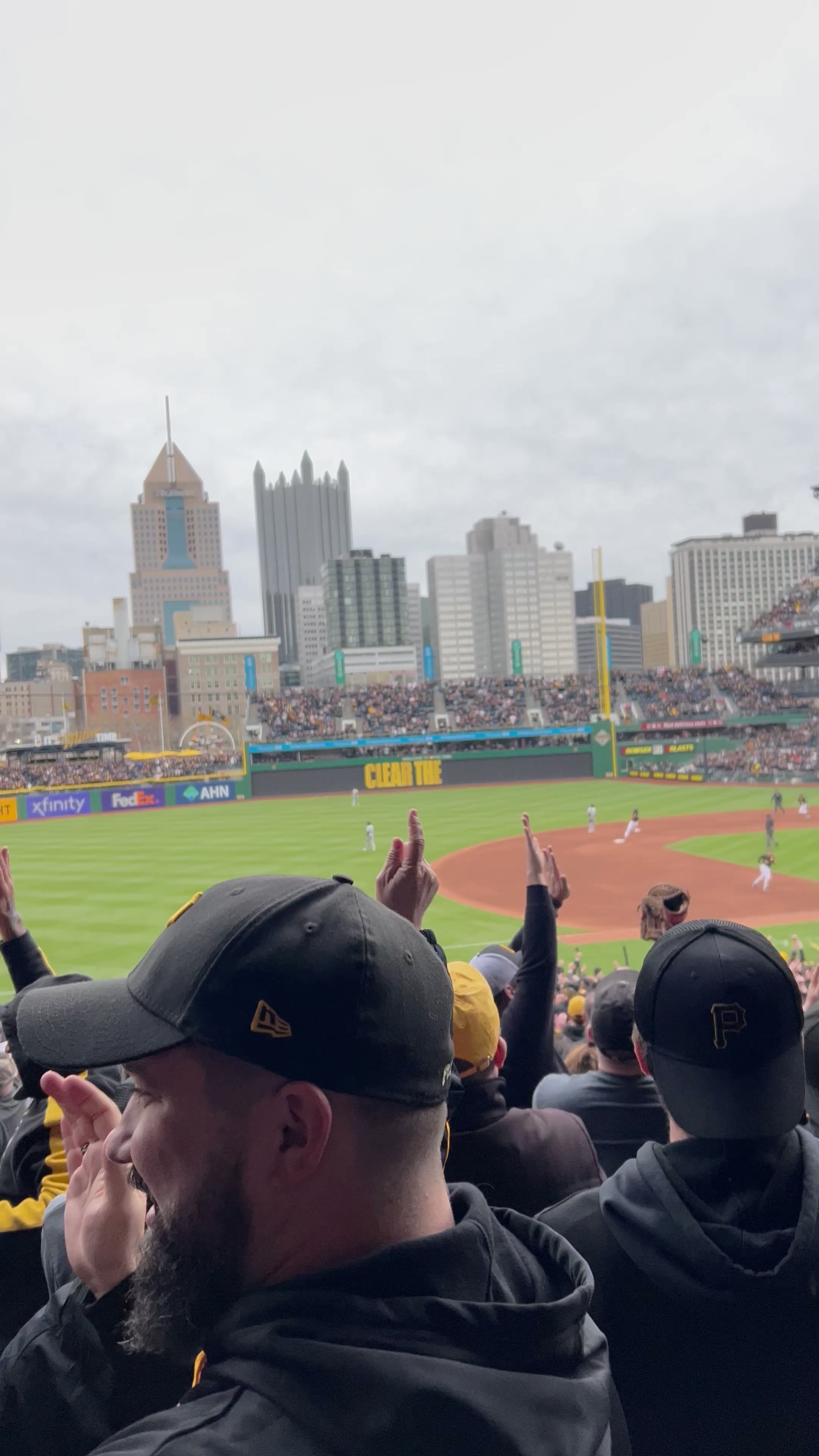 Roberto Clemente Jr on X: A baseball love affair. Roberto Clemente III  might be the @Pirates biggest fan. 💛🖤  / X