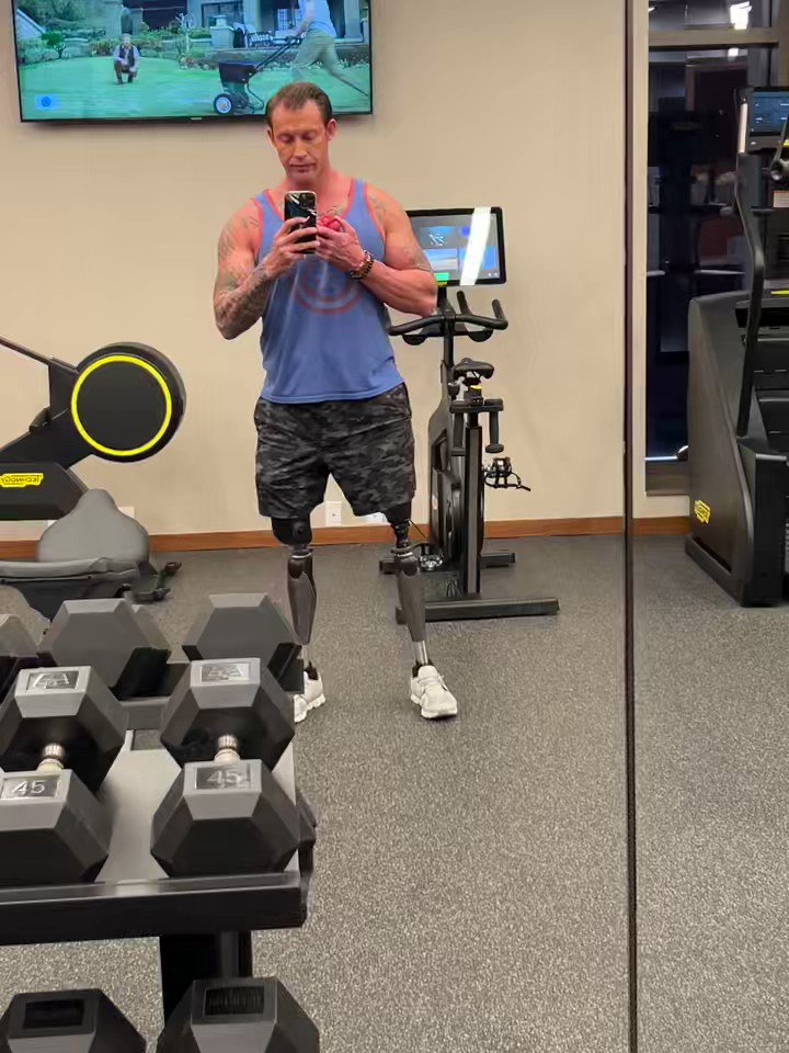 Joey Jones on Twitter "My workout so far tonight is less than ideal."