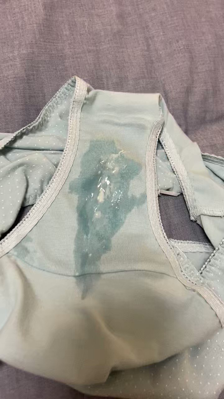 愛液　下着 