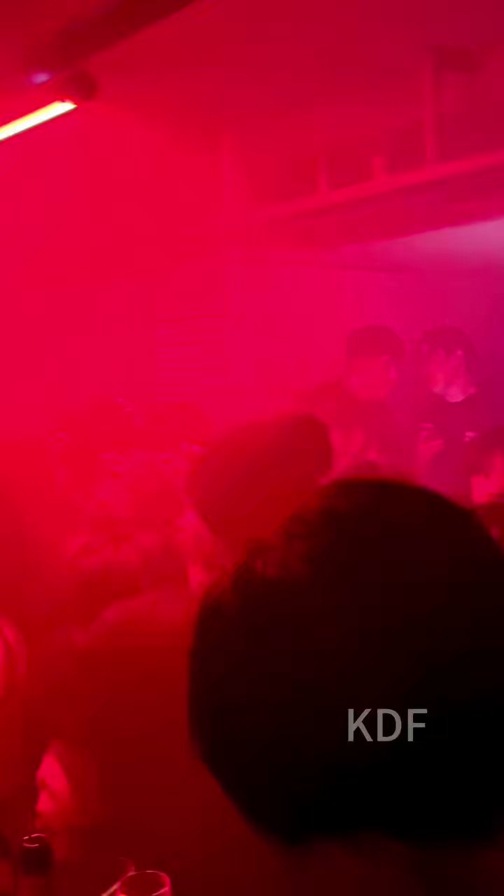 [閒聊] TXT粉絲把去夜店的男偶像說成是別的偶像