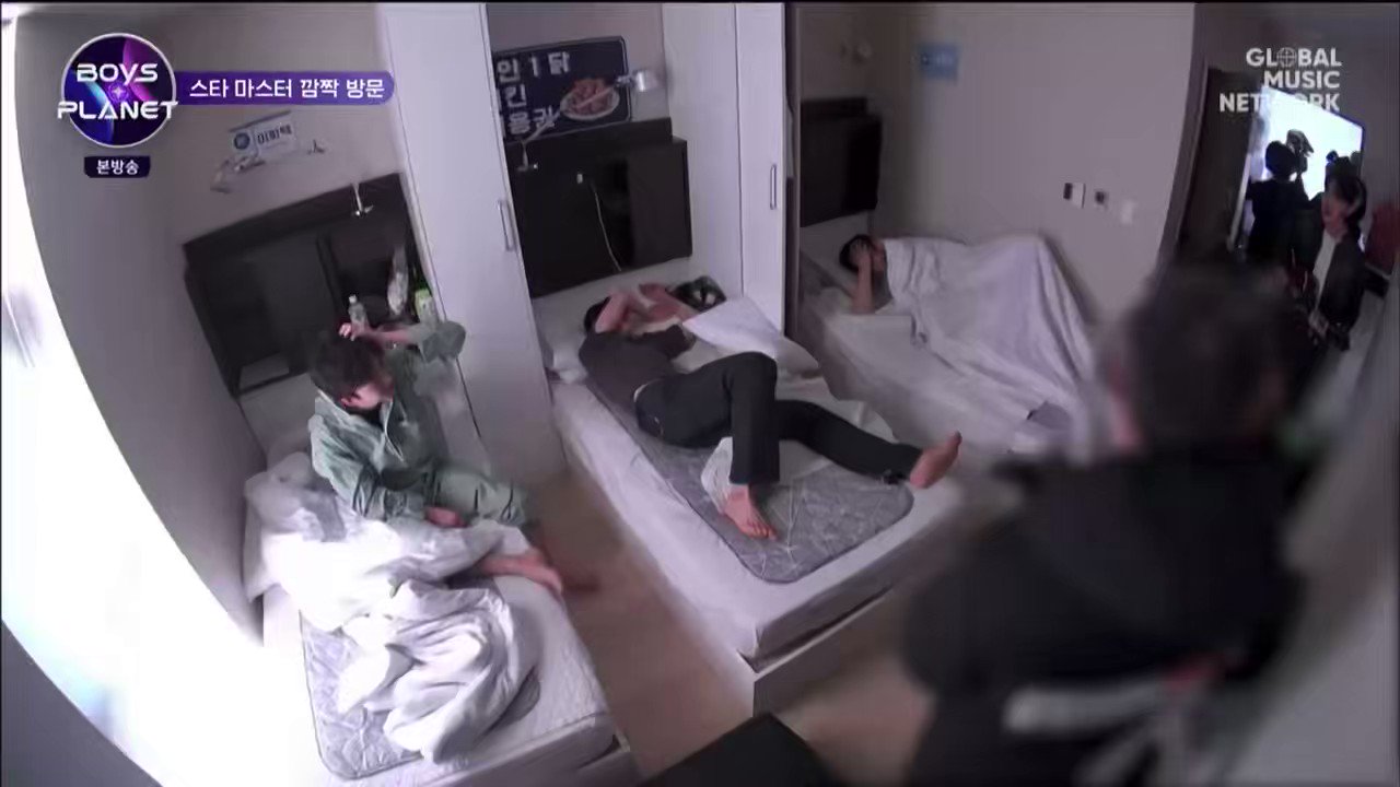 [閒聊] 金在煥唱著李會澤製作的Energetic