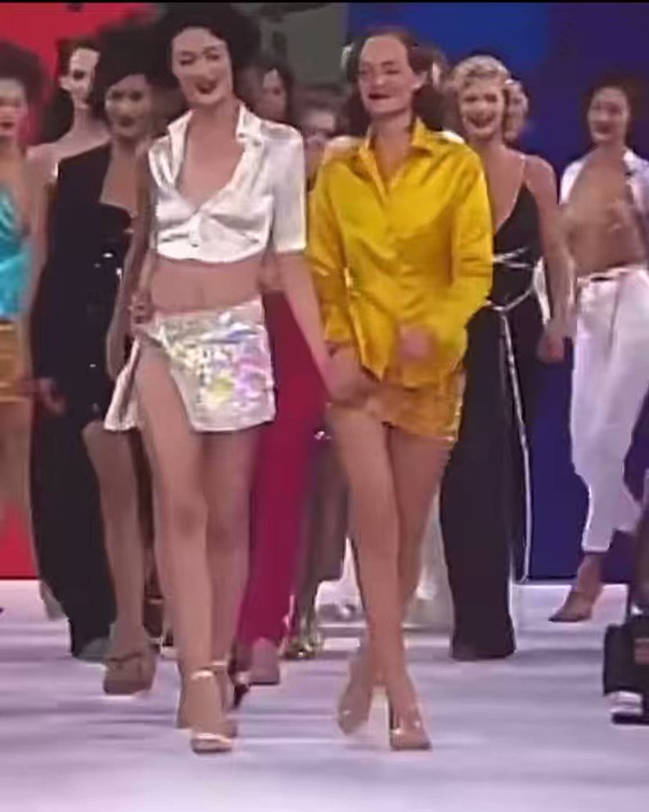 shalom harlow and amber valletta todd oldham shalom harlow and amber valletta todd oldham