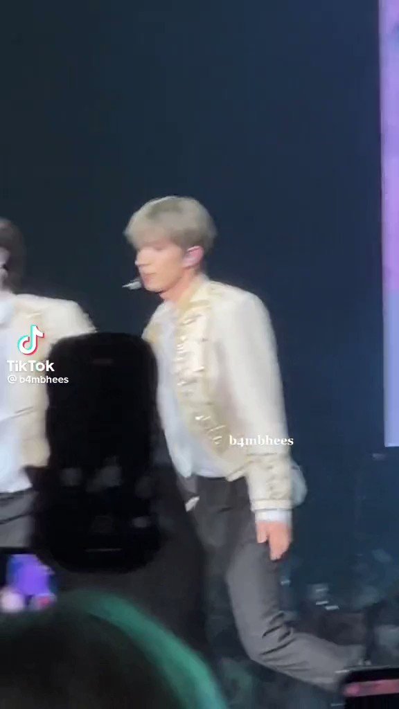 live, laugh, love lee heeseung on Twitter: "this is a real one