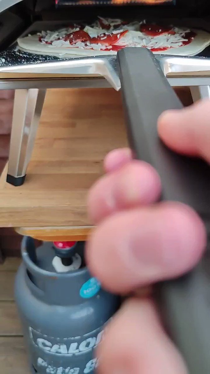 Col R on Twitter "Tried my new Ooni pizza oven for the first time tonight. Sweet jesus, it's