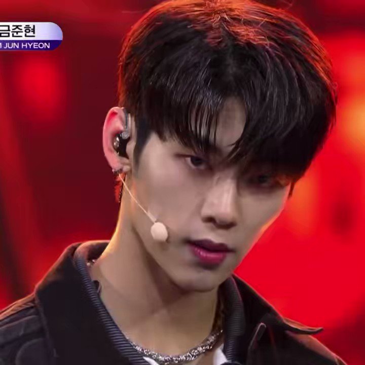lee jeonghyeon archive on Twitter: "hot summer jeonghyeon ending fairy"