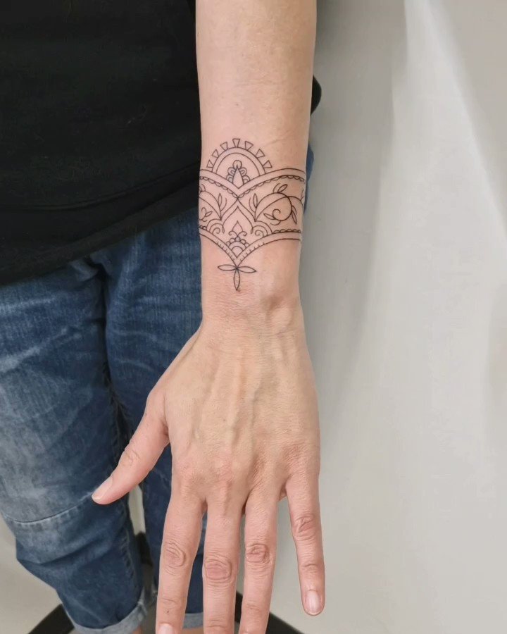20 Jewellery inspired tattoos we want to get