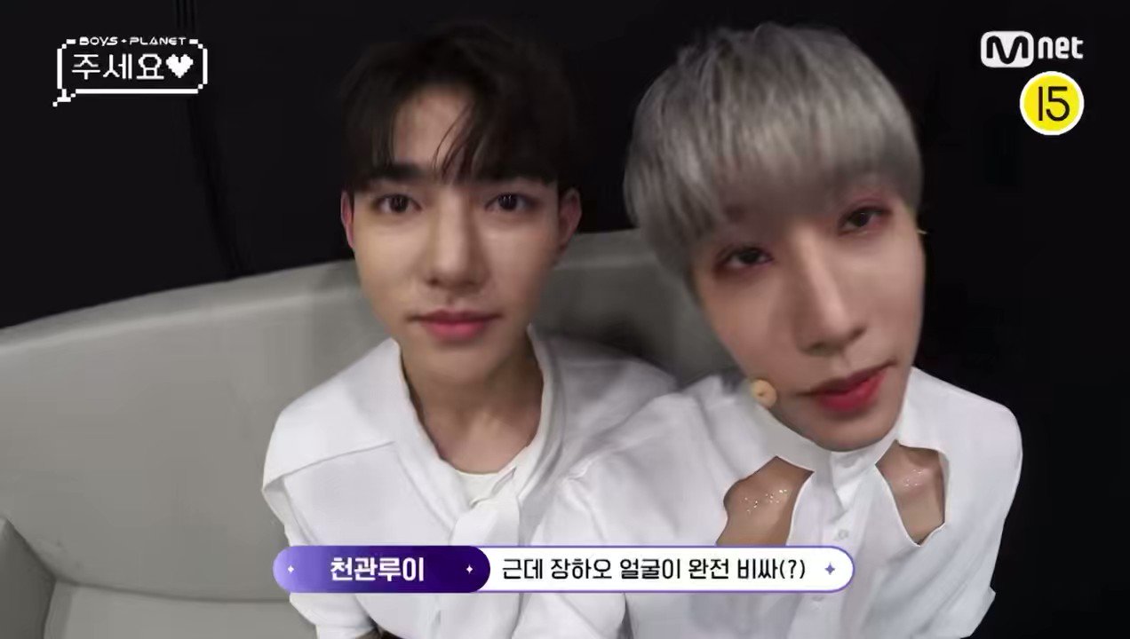 m-hao-bday-voting-helpdesk-on-twitter-saying-his-face-is