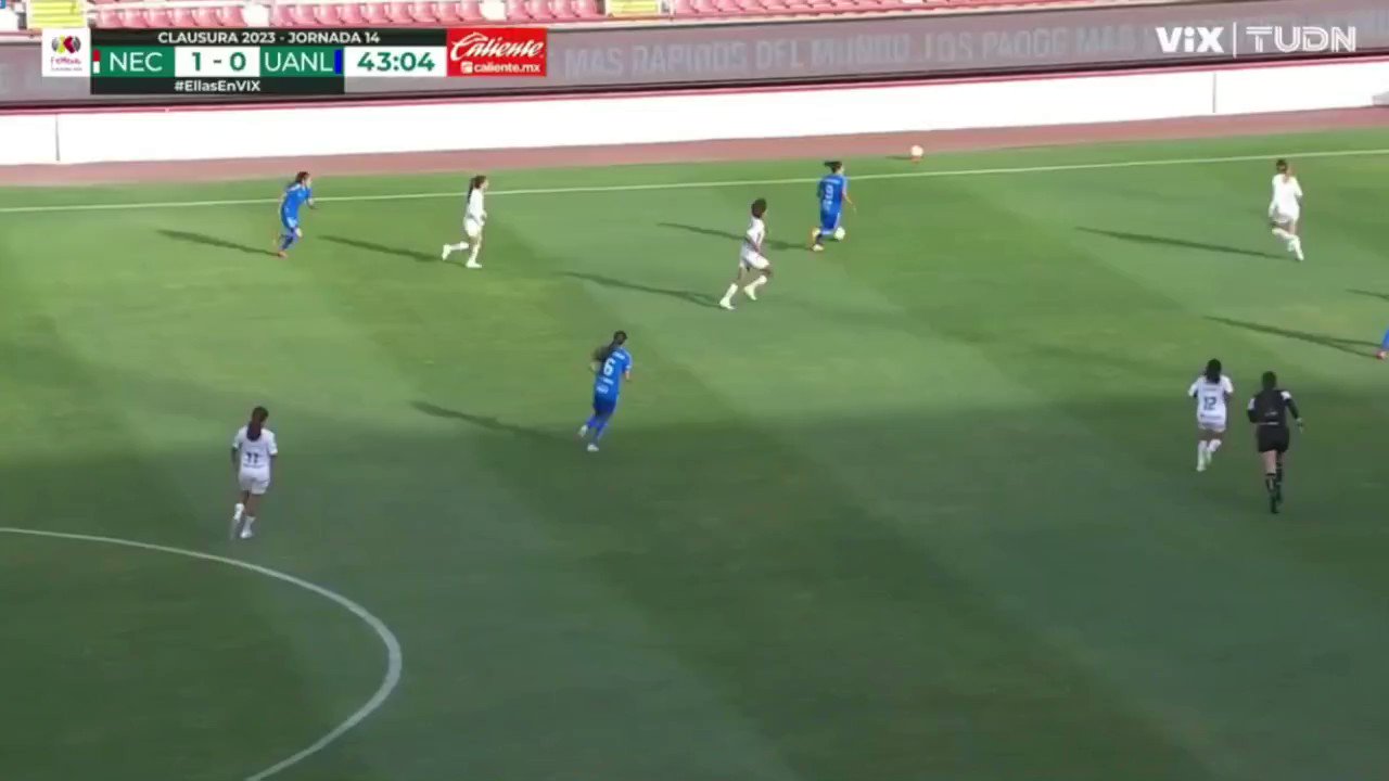 ¡¡¡G⚽LAZO!!! 

Nancy Antonio la intentó y la logró.✅

De esta manera ponía el empate para 🐯  Tigres. 

#VamosPorEllas👊🏽”
