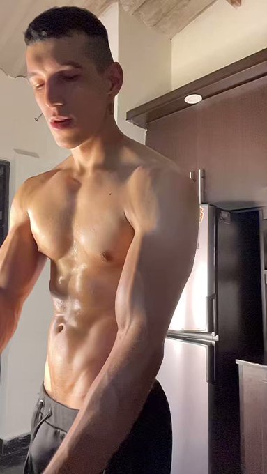 Hey!!! What are you waiting for to see me? https://t.co/Aotpha1GZB   https://t.co/ww8NwzPpdz  💪🏽🔥✨ #modeling<a href="/tag/hot"class="tags"><span>#hot</span></a><a href="/tag/modeling"class="tags"><span>#modeling</span></a><a href="/tag/webcam"class="tags"><span>#webcam</span></a><a href="/tag/fitnessgoals"class="tags"><span>#fitnessgoals</span></a><a href="/tag/aesthetic"class="tags"><span>#aesthetic</span></a>