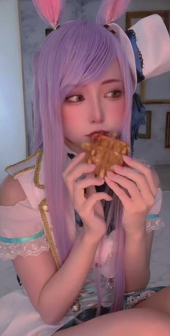 コスプレイヤー真白ふとんのTwitter動画1