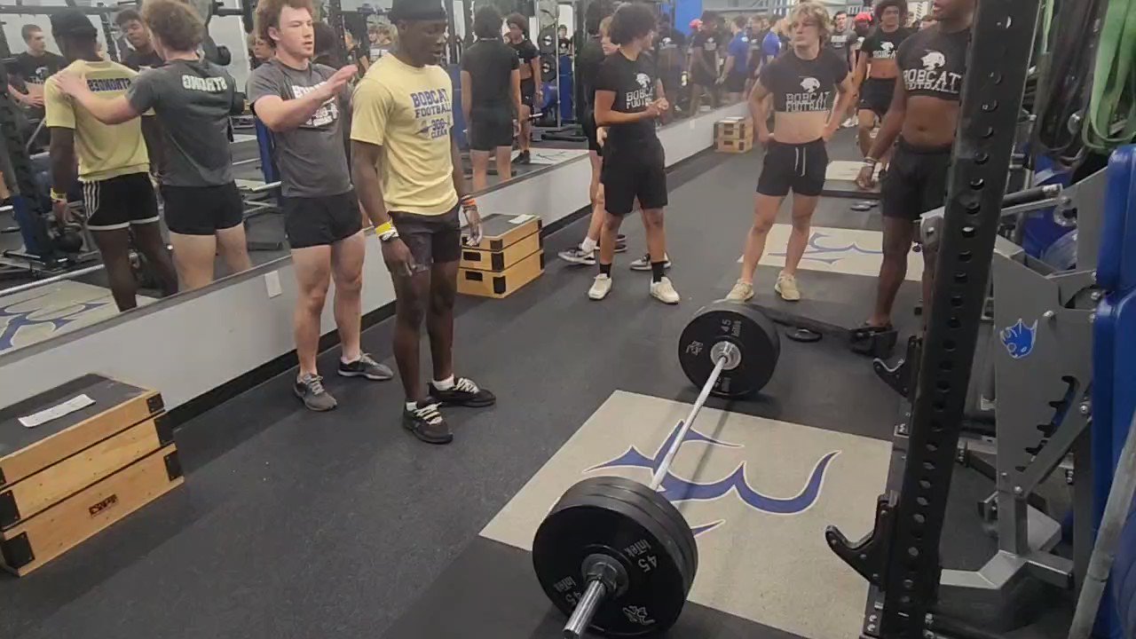 Zach Woodward (coachwoodward) / Twitter