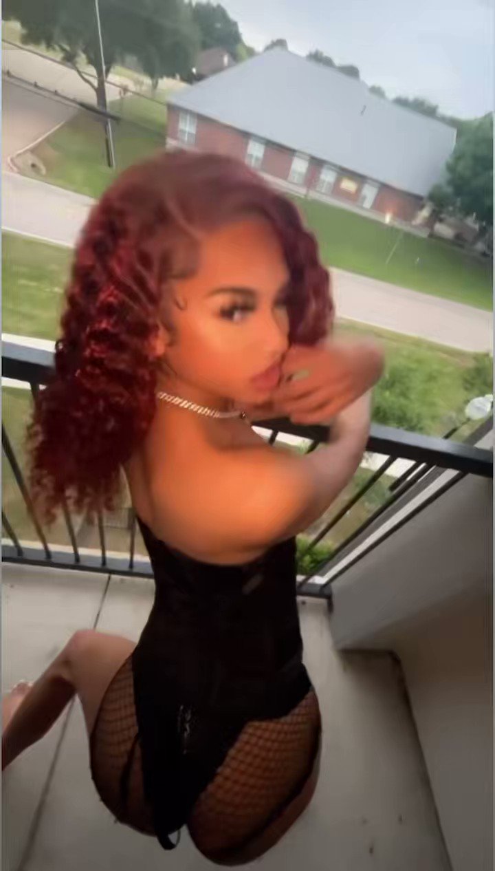 💖𝕭𝖆𝖗𝖇𝖎𝖊 💖 on Twitter: "I know they know the difference 🌚😮‍💨 https://t.co/yW3IkJV547 https://t.co