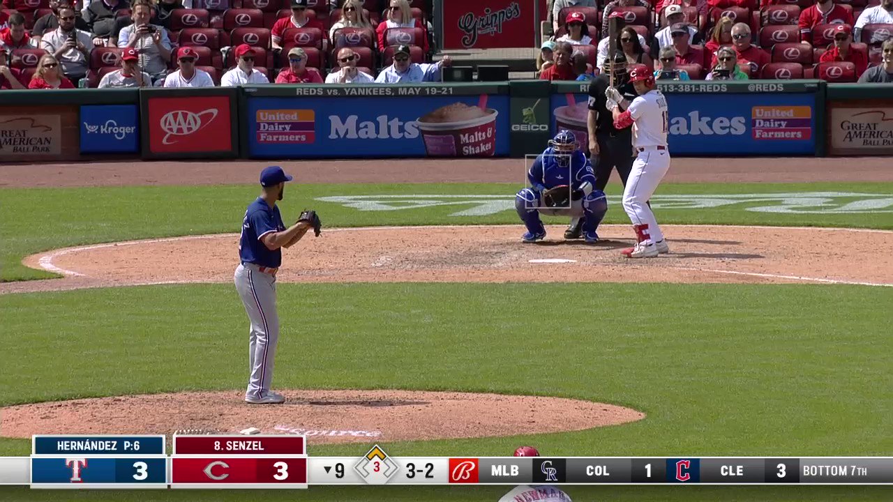 rangers-at-reds-twitter