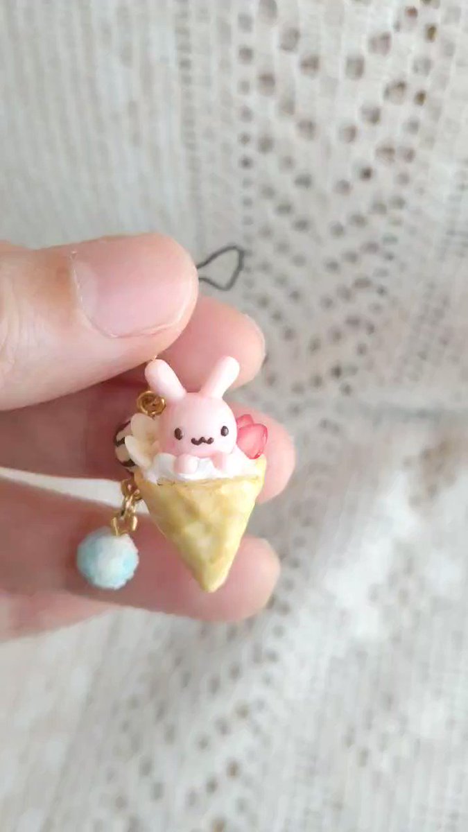 大放出セール たれ耳にゃんこクレープチャーム キーホルダー