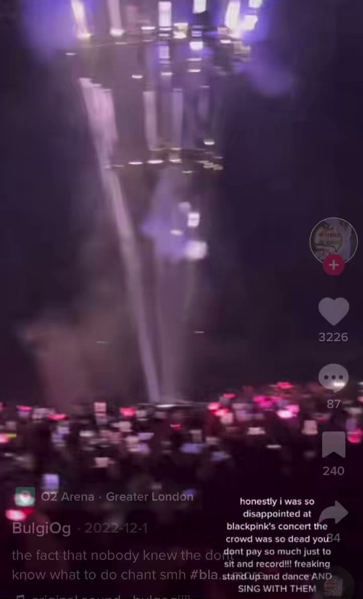 k-on-twitter-jenne-telling-people-no-phones-during-the-concert